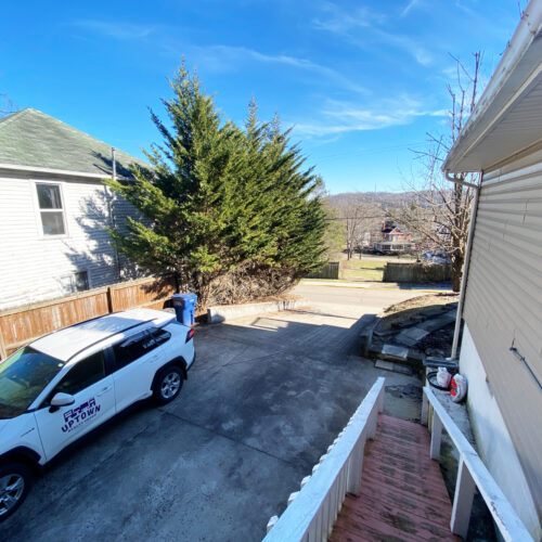 127-Franklin_16_Driveway_Athens_Ohio_45701