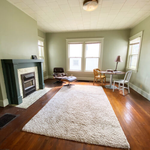 102-N-Lancaster_7_Family-Room2_Athens_Ohio_45701