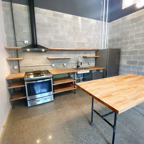 280-E-State-103_photo-06-kitchen_Athens_Ohio_45701