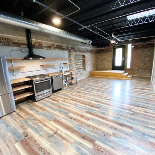 280-E-State-201_photo-05-kitchen-living-area_Athens_Ohio_45701