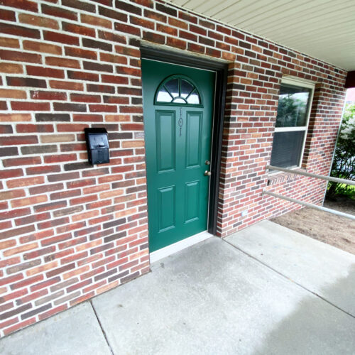 35-Hocking-101_photo-01-Exterior_Athens_Ohio_45701