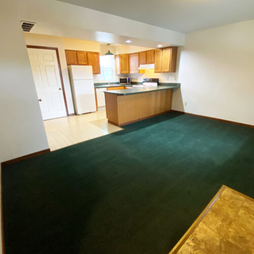35-Hocking-101_photo-02-Living-Room_Athens_Ohio_45701