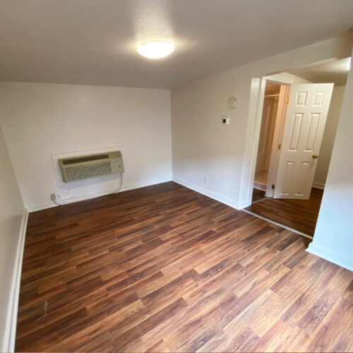 71-W-Washington_Athens_Ohio-45701-Apt-4