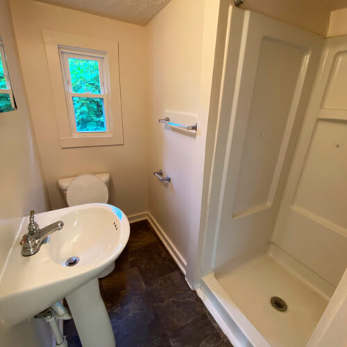 71-W-Washington_Athens_Ohio-45701-Apt-4