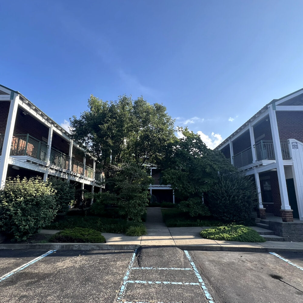 39 Elliott Street – Two Bedroom Apt – Athens, Ohio