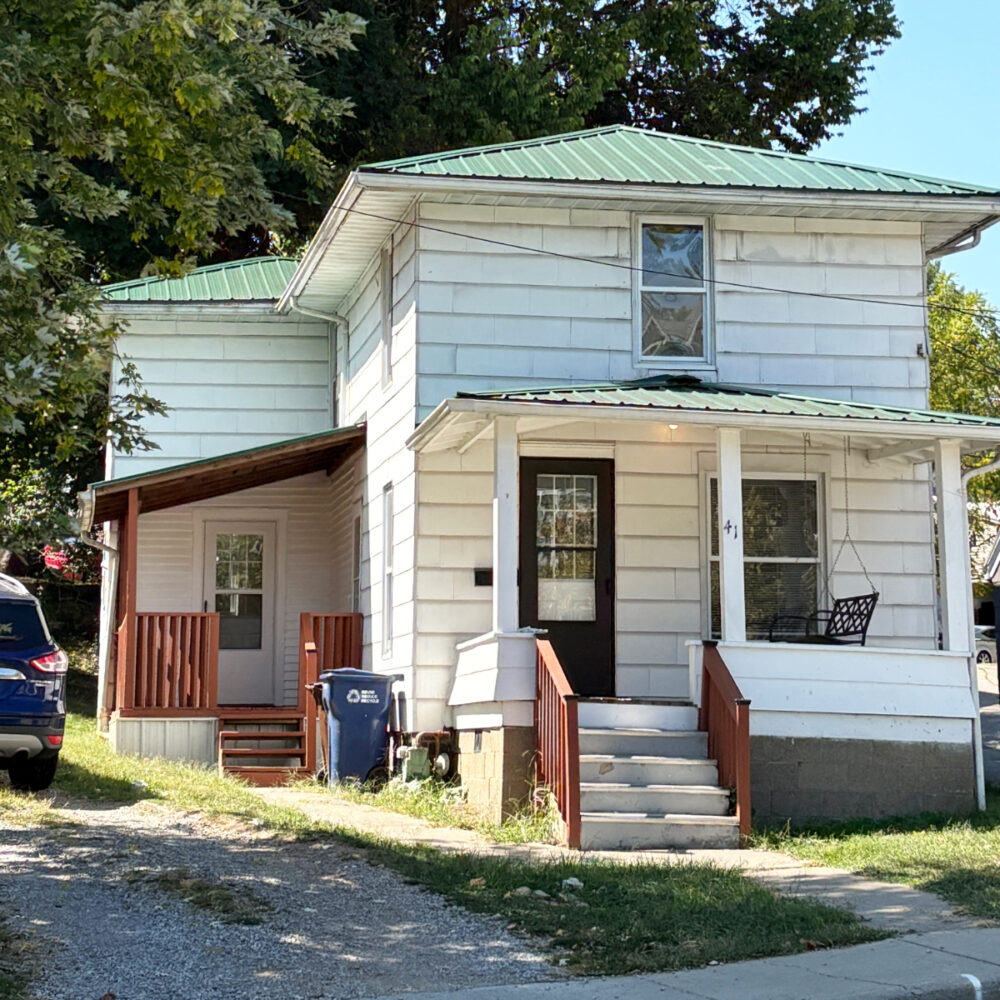 41 N Lancaster Street Athens, OH
