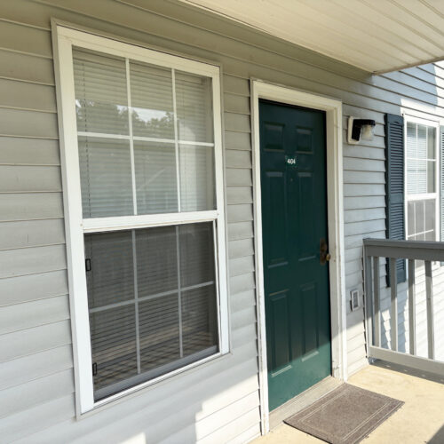 15 S Shafer St #404